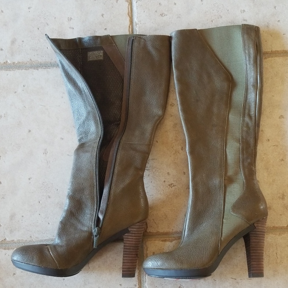 High Leather Boots